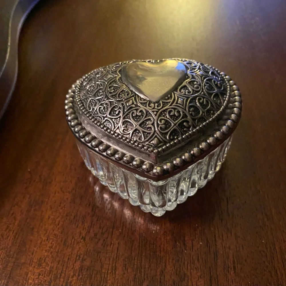 Vintage Heart Shaped Trinket Box, glass with metal lid. Beautiful detail.
